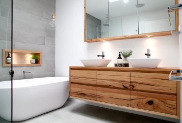 Bathroom cabinets UK